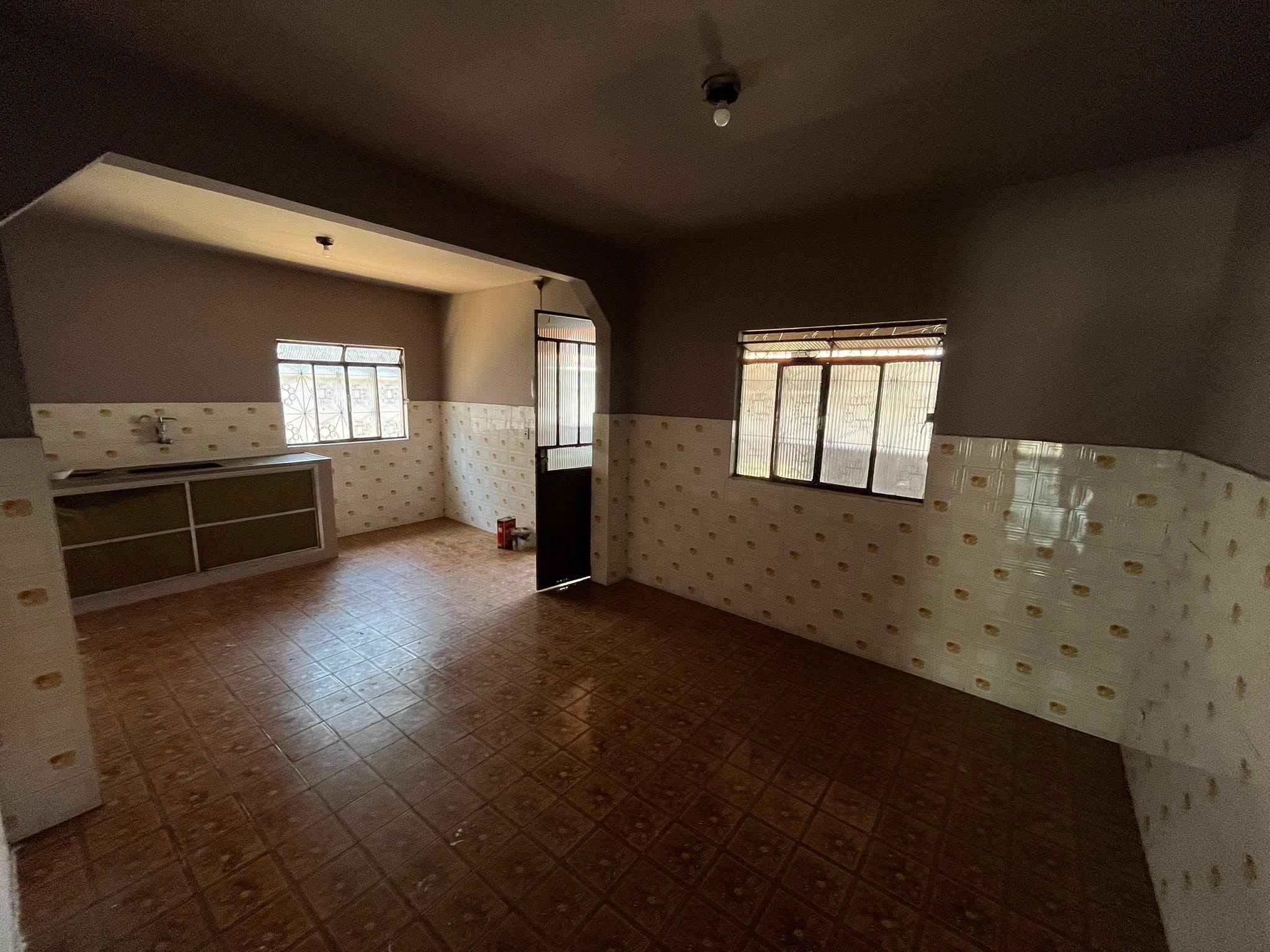 Casa e Barracão - miniatura 8