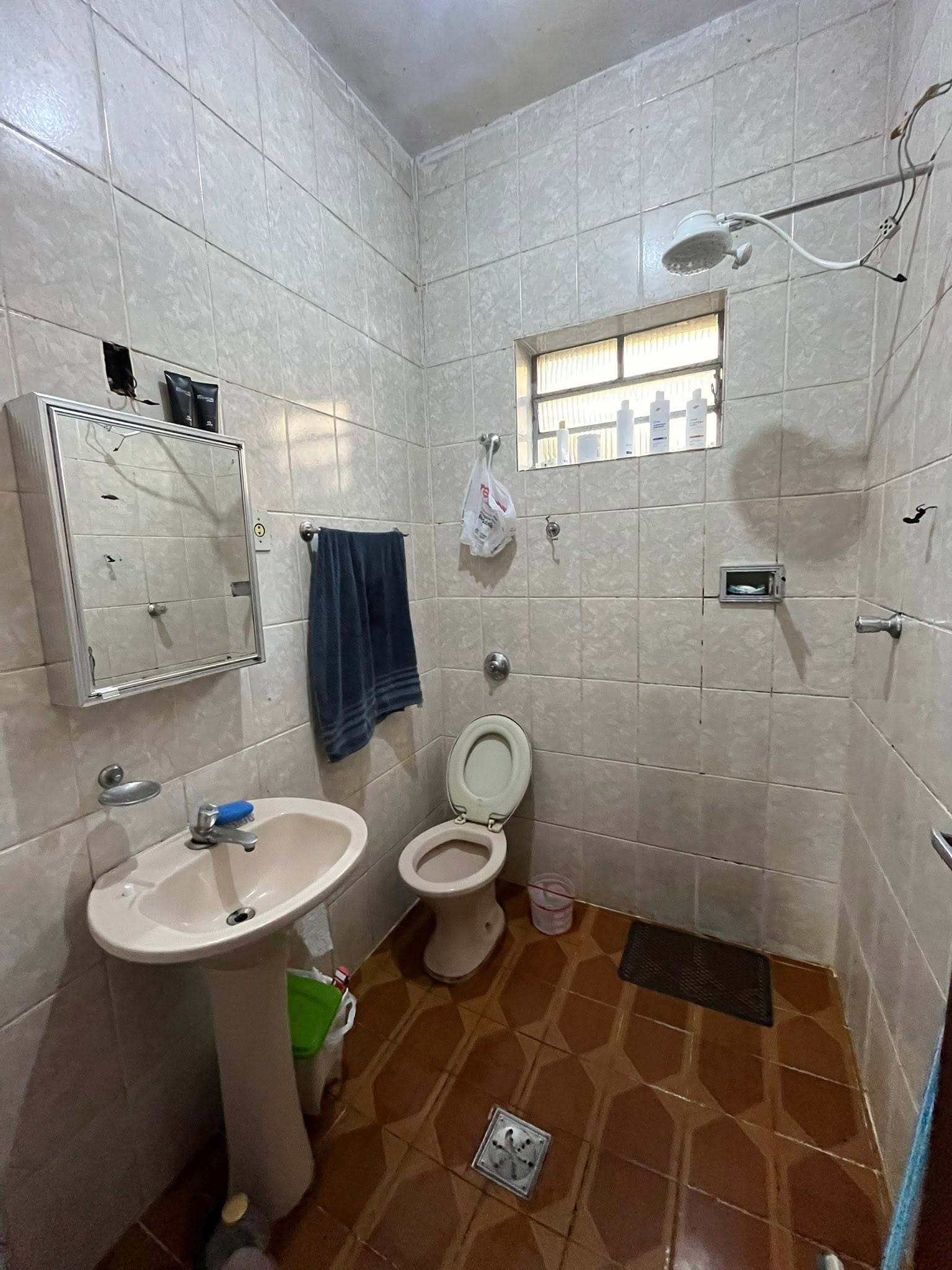 Casa e Barracão - miniatura 6