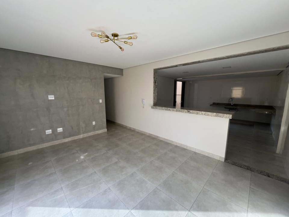 Apartamento com área externa