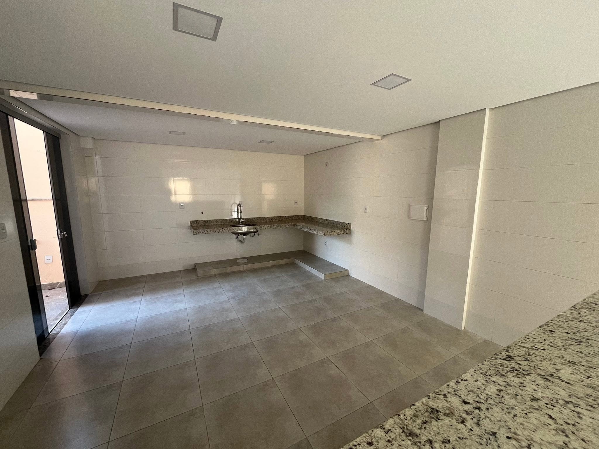 Apartamento com área externa - miniatura 6