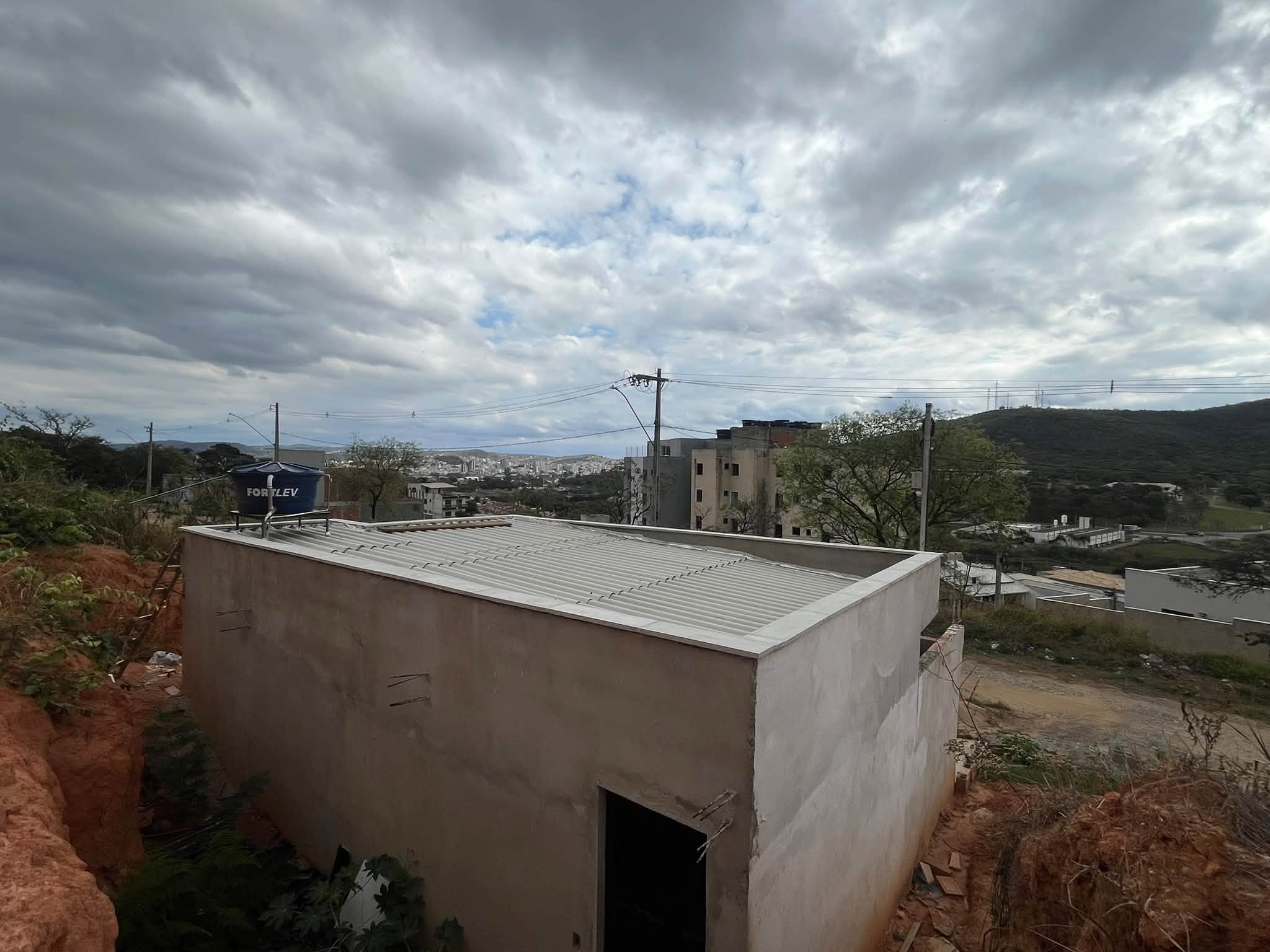 Lote com Construção - foto 4